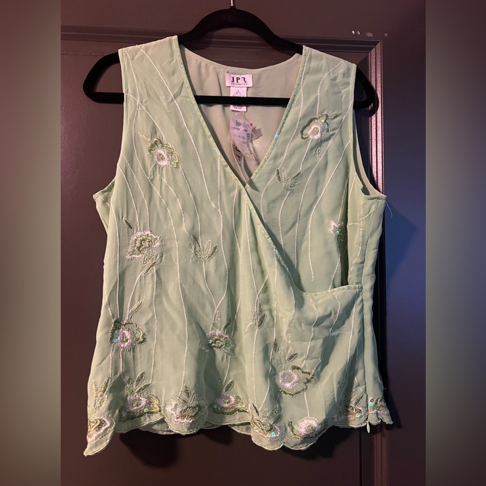 JPR NWT 100% Silk Top Size L